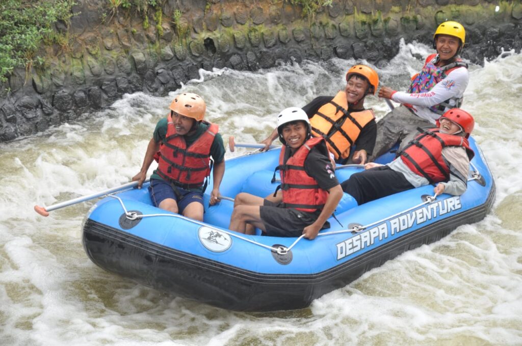 Tempat Refting lagi viral +10 Tempat Wisata Hits di Malang